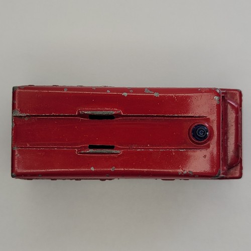Matchbox Lesney No. 57 Kent Brigade Fire Truck w/ Box Missing Ladder Lot # 6485b - Picture 7 of 11