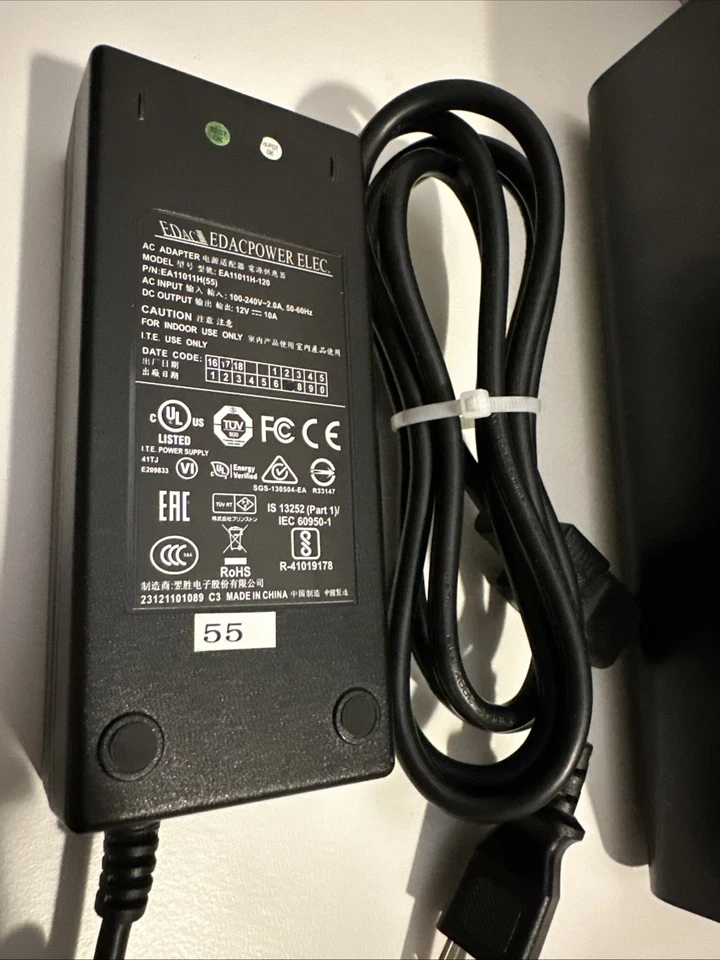 Drobo 5C DDR4-A 5-Bay Network Attached Storage. NO DRIVES - Image 3 of 4