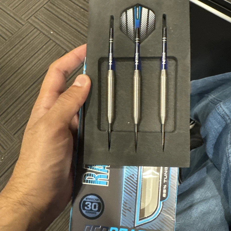 Red Dragon Razor Edge Original 30g 85% Tungsteno - Embalaje dañado Foto 2 de 3