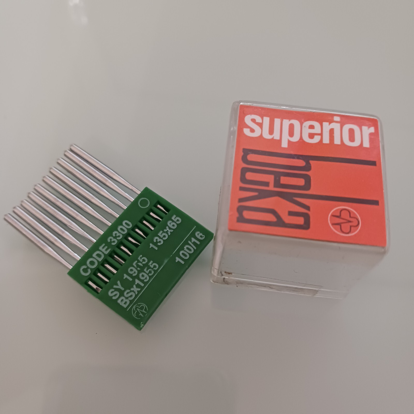 Sewing Machine Needles 100/16 Universal Sewing Machine Needle 3300 Singer Etc-image