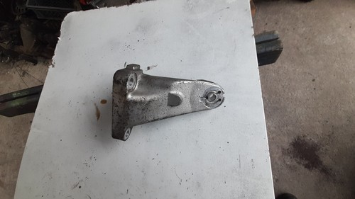 MERCEDES W124 200E 230E , W201 190 E usw. Motorhalter rechts 1022236204