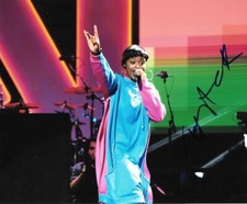 * TIERRA WHACK * signed autographed 8x10 photo * UNEMPLOYED * ONLY CHILD * 2