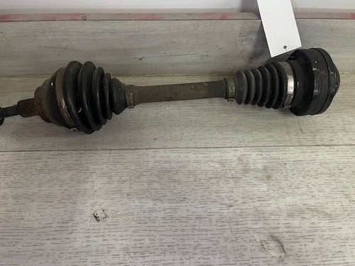 VW Jetta 1KM 2006 Antriebswelle links  Original