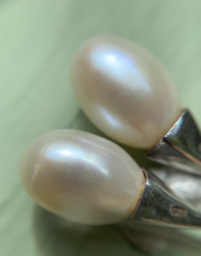 Solid Sterling Silver & Natural Cultured Pearl Earrings. Classic Style. - Picture 7 of 9