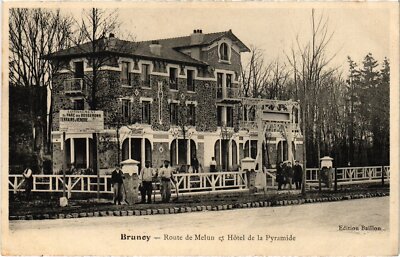 CPM Brunoy Route de Melun Hotel de la Pyramide (1391346)