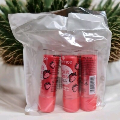 3×essence Fruit Kiss Caring Lip Balm mit Mandelöl 03 Strawberry Kiss 3 x4,8g.Neu