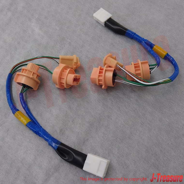 LEXUS LS430 UCF30 01-04 Genuine Rear Combi Lamp Socket & Wire