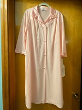 Vintage Vanity Fair Pink Champagne Duster Robe with Floral Appliques-Medium -New
