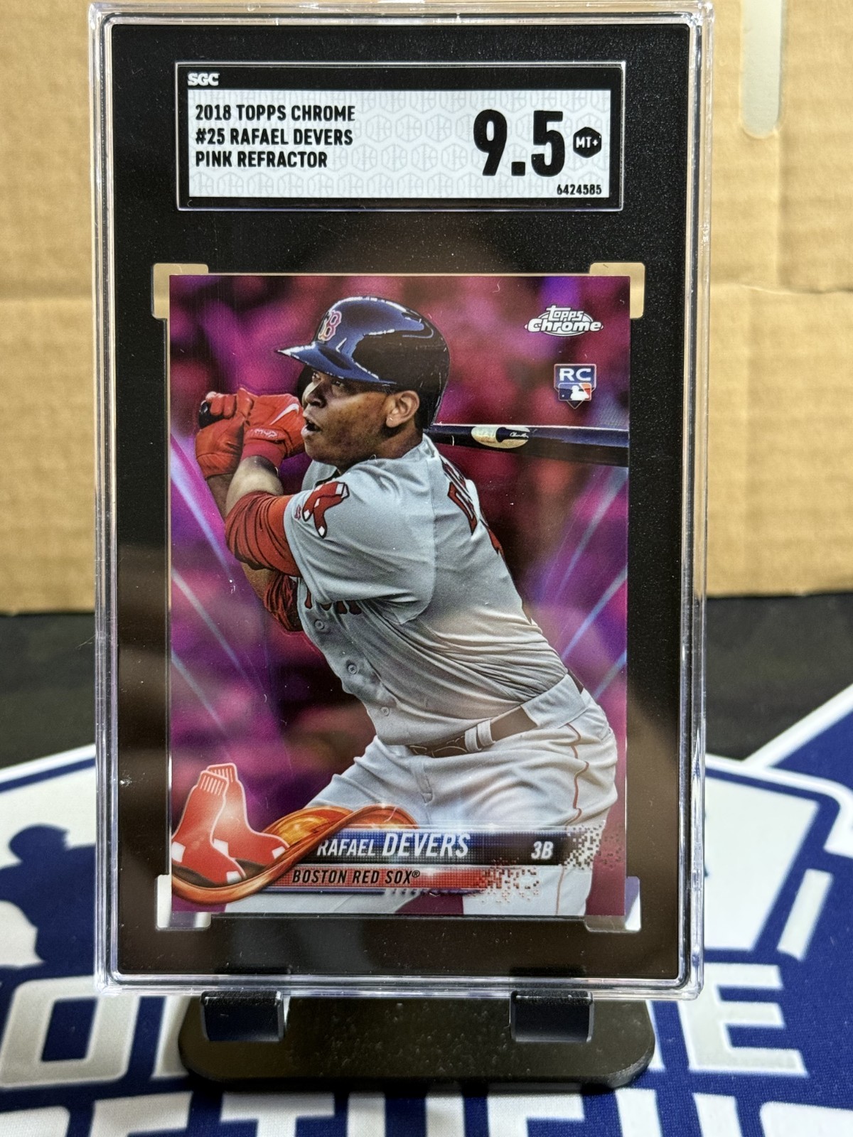 Rafael Devers 2018 Topps Chrome Rookie Pink Refractor SGC 9.5 RC GIANTS RED SOX