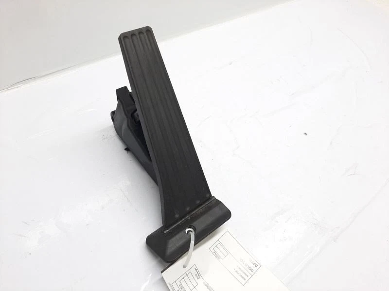 BMW 328i 428i X3 X4 2017 pedal de gasolina 35426853175 Foto 2 de 4