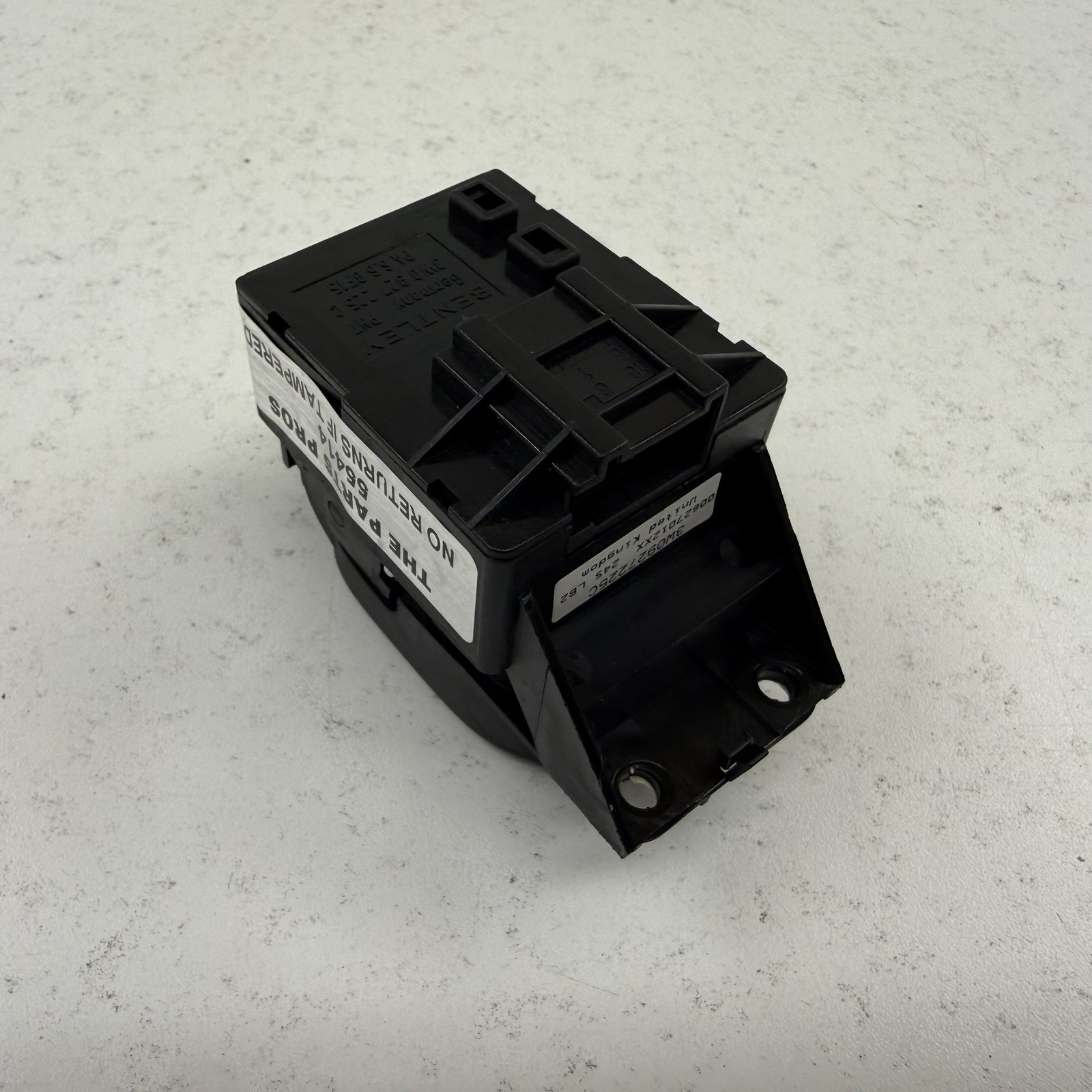 Bentley Flying Spur 2014-2018 Parking brake switch P/N 3W0927225C