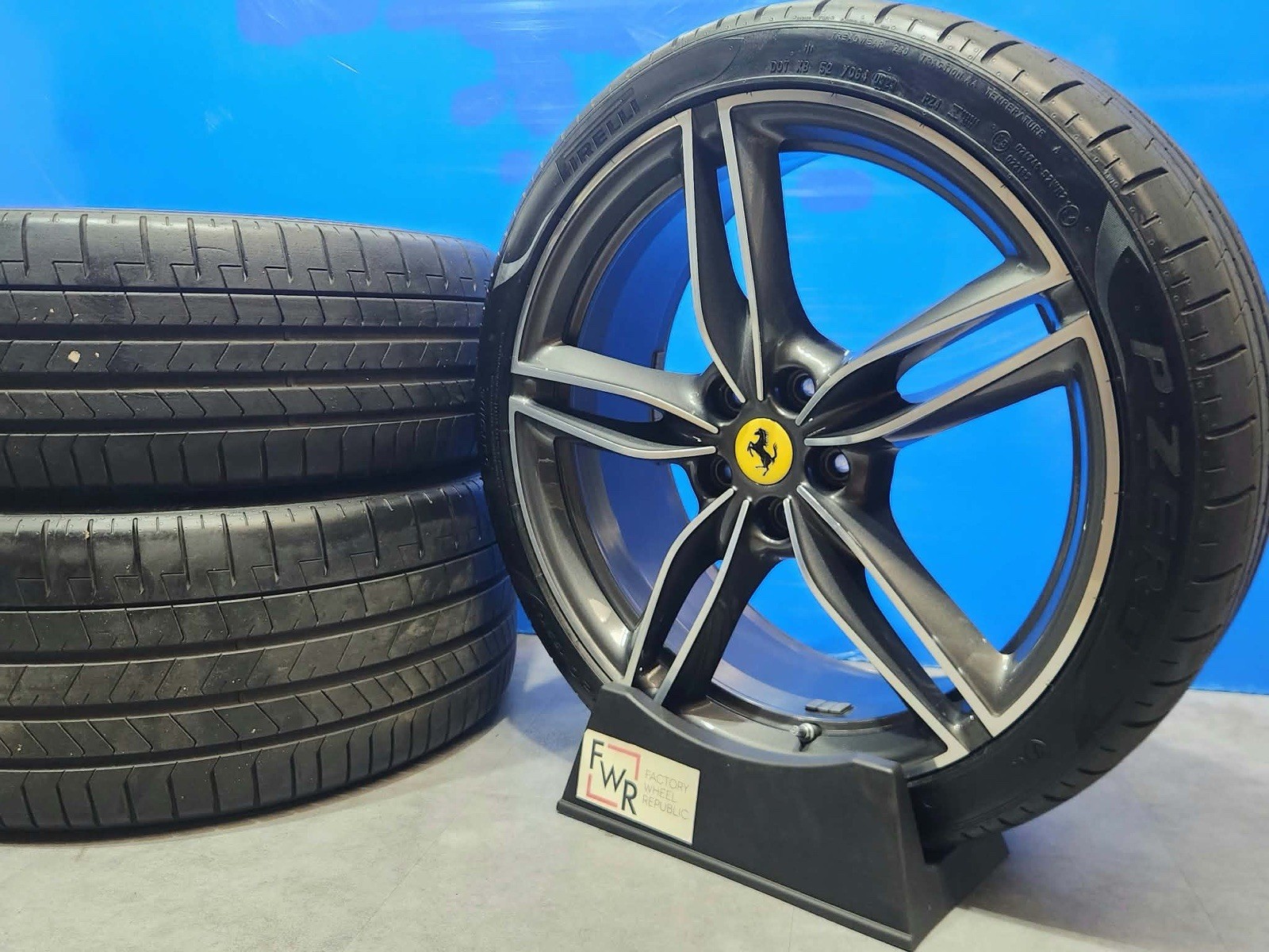 Ferrari Roma 1985-1990 Wheels 4 pcs P/N 881326