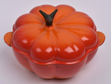 LE CREUSET Cocotte Citrouille En Fonte émaillée Orange 1,9L - Comme Neuve