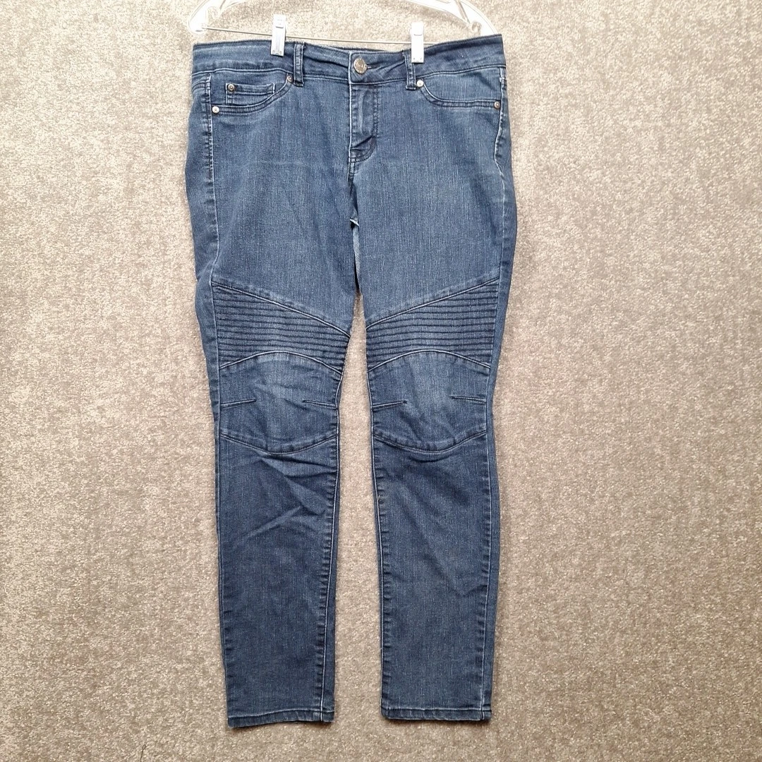 Janey Jegging in LIGHT DENIM | White Stuff