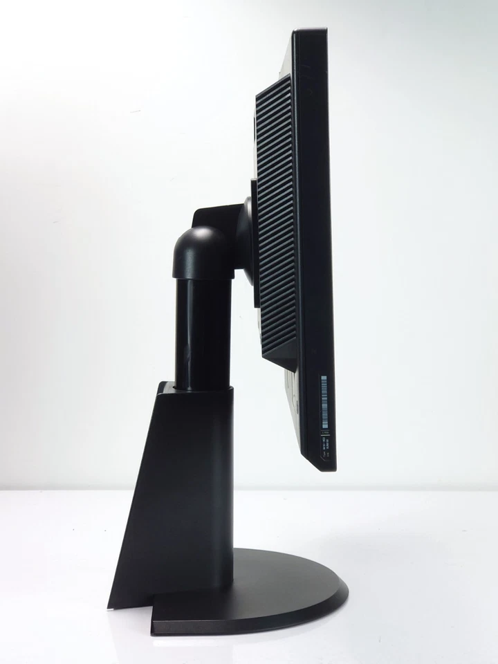 Lenovo L192p 19 Zoll PVA TFT 5:4 Retro PC Monitor DVI VGA 1280x1024 Win. 98/XP/7 - Bild 4 von 4