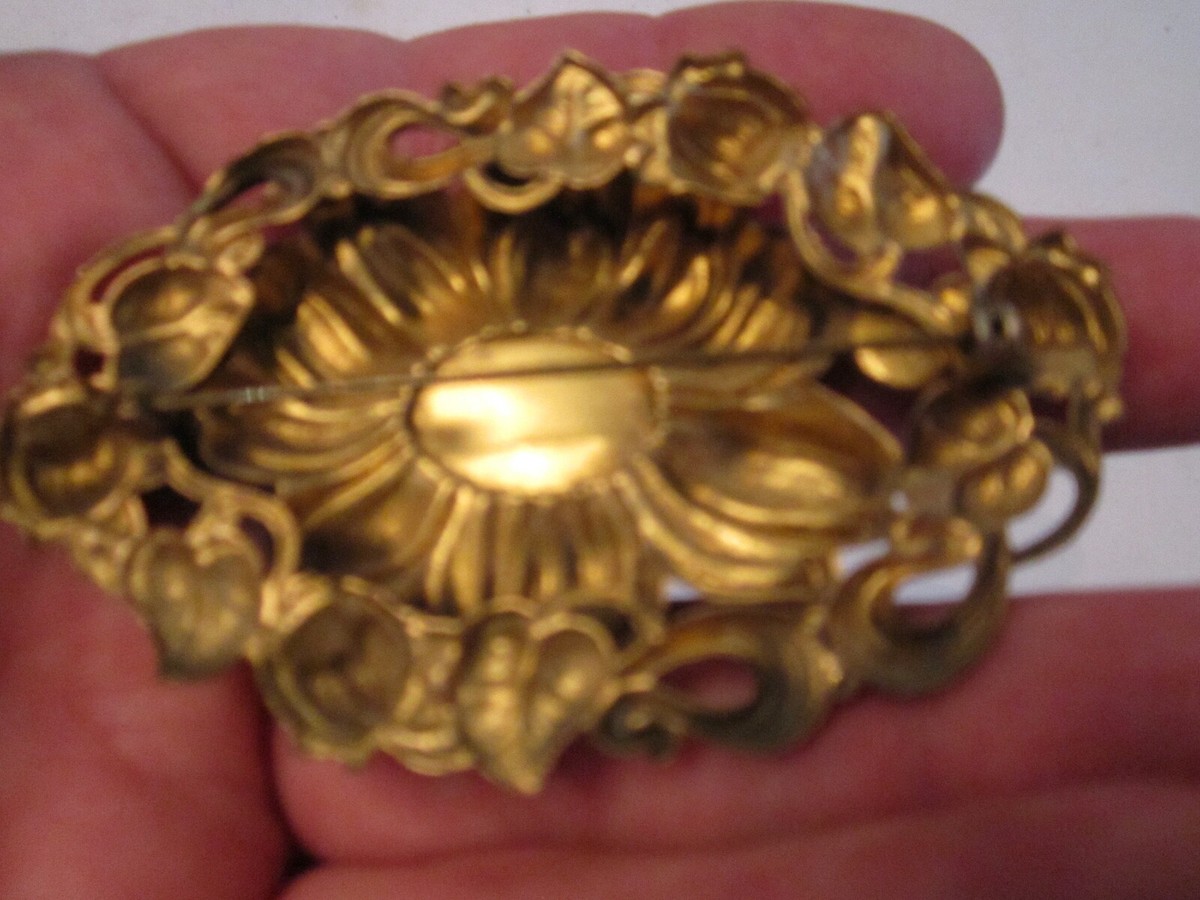 ANTIQUE BROOCH PIN WITH RED CRYSTALS - BBA16 | eBay