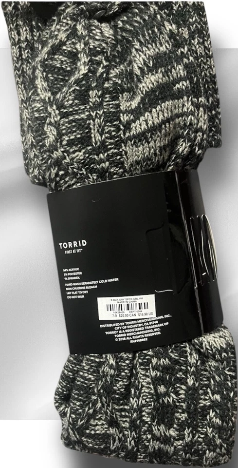 Calcetines de bota hasta la rodilla tejidos con cable negro/gris motas tórridas, talla 7-9/2 paquetes Foto 2 de 2