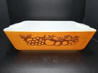 Vintage Brown Pyrex Old Orchard Fruit Brown Casserole Baking Dish 1 1/2 Qu 11&34