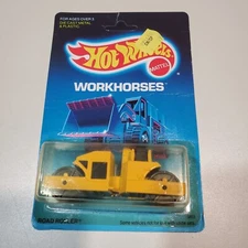 1988 HOT WHEELS WORKHORSES ROAD ROLLER NUMBER 3853