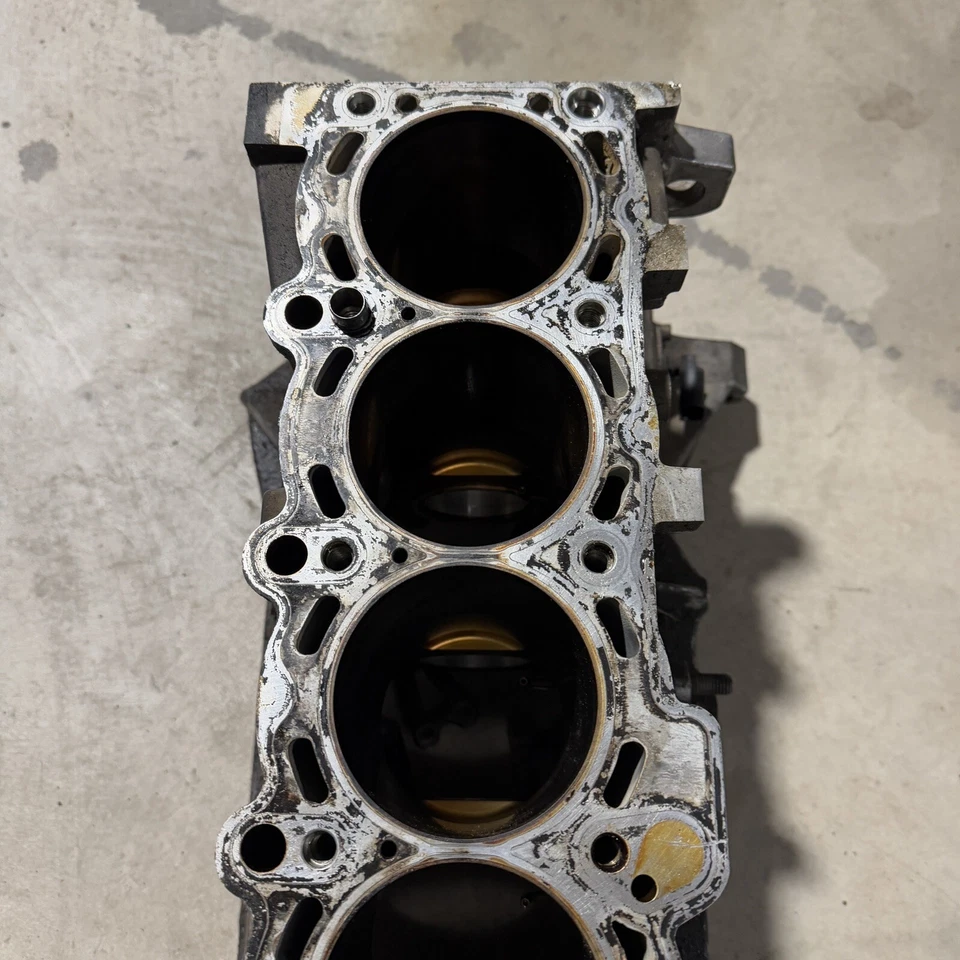 01-06 BMW E46 E39 M54B30 Desnudo 3.0L Bloque Motor M54 330i E60 E85 E83 E53 Foto 4 de 4