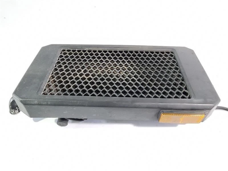 Радиатор с вентилятором и резервуаром 19010-MCK-A02 OEM 07 Honda Shadow Spirit VT1100 - Изображение 4 из 4