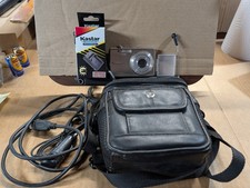 Olympus FE FE-280 8.0MP Digital Camera - Silver W/Battery  Charger A9