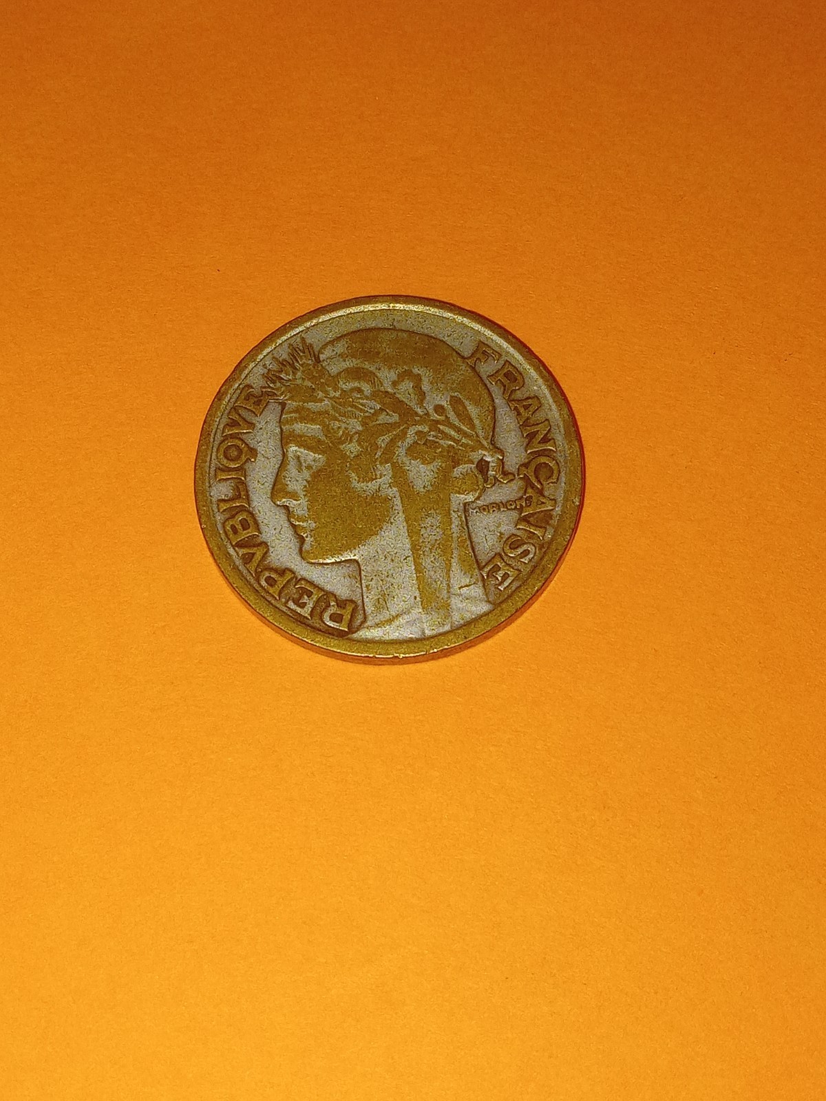 Picture 1 of 2