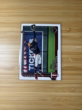 Byron Buxton 2025 Topps Chrome Baseball #172 - Minnesota Twins