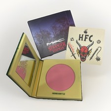 MAC Netflix STRANGER THINGS Powder Blush Pude...