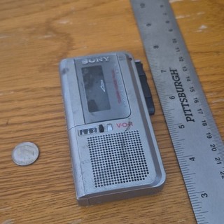 Sony M 570V Handheld Microcassette Voice Recorder VOR 2.5mm