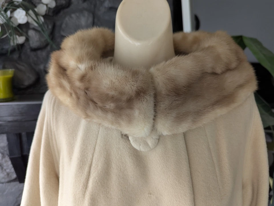 Abrigo visón vintage de cachemir virgen Brentshire? Cuello M/L Lrg Botones Cubiertos Años 60 Foto 3 de 4