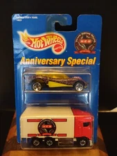 NEW Hot Wheels 1995 Anniversary Special H.E.B. Hauler W/H Krakle Flash Flyer. 