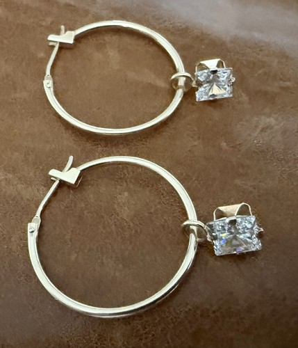Pretty Vintage JTS 10K Yellow Gold Dangle White Zircon Hoop Hinged Back Earrings - Picture 6 of 20