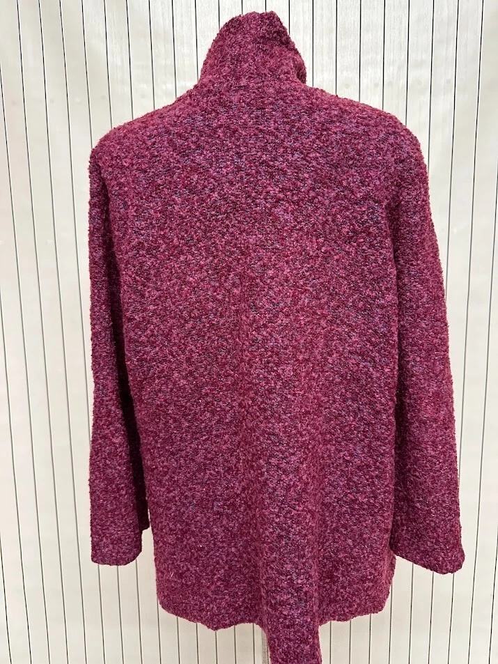 Cárdigan R.Q.T Mujer Color Vino Frente Abierto Talla 1X Foto 3 de 4