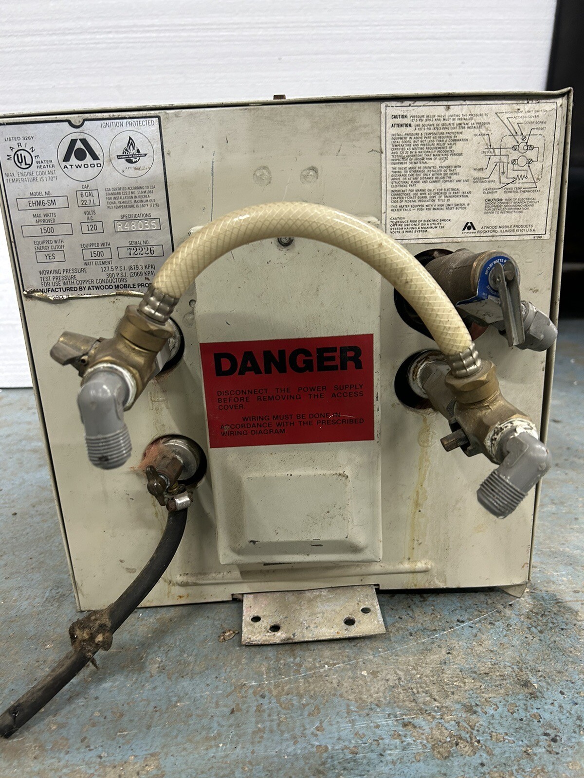 boat RV Atwood Marine 6 gallon 1500 watt hot water heater tank EHM6SM