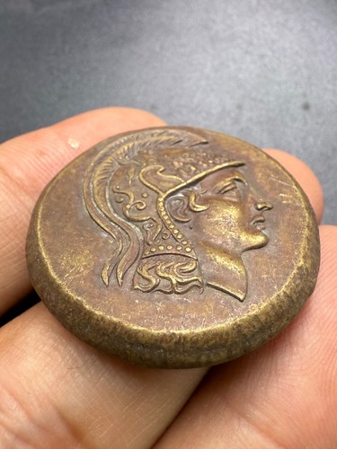 Stunning unique bronze wonderful Roman Greek bronze coin 36 grams - Picture 4 of 5