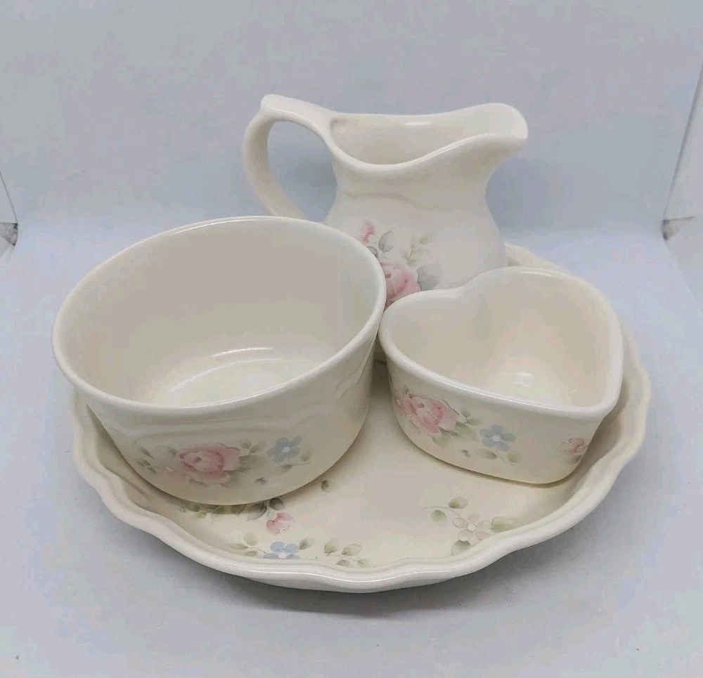 Pfaltzgraff Tea Rose Stoneware Lot Of 4 Pieces Dish Pie Baking Creamer Bowl