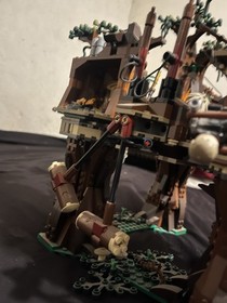 LEGO Star Wars: Ewok Village (10236)