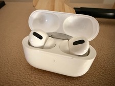 Apple AirPods Pro Ear Buds with Charging Case, 1st Gen working, clean