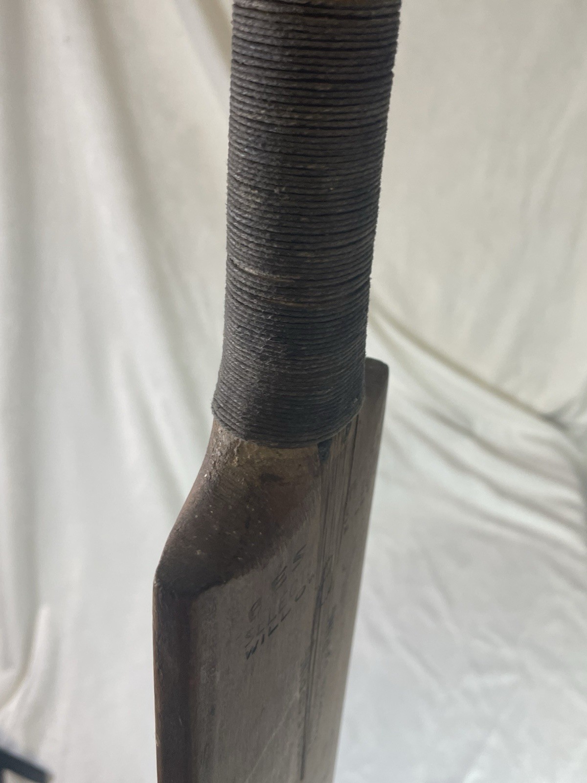 Vintage 1950s MANO Triple Star Willow Cricket Bat – Treble Spring
