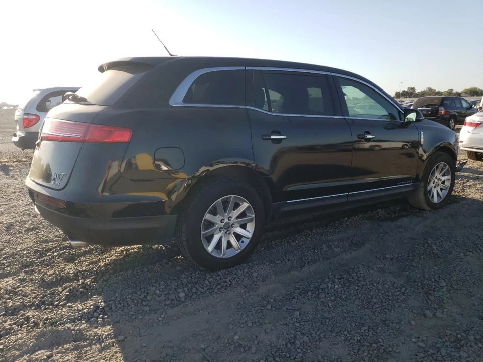 BLK LEFT REAR DOOR TRIM PANEL 2013 LINCOLN MKT - Изображение 3 из 4