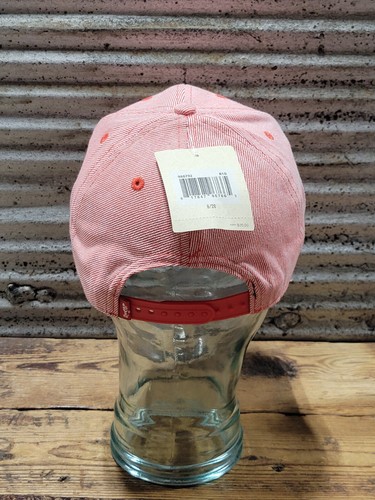 NWT Levi's Red Tab Embroidered Logo Youth Snapback Hat Ball Cap Pink Fit Adult - Picture 6 of 12