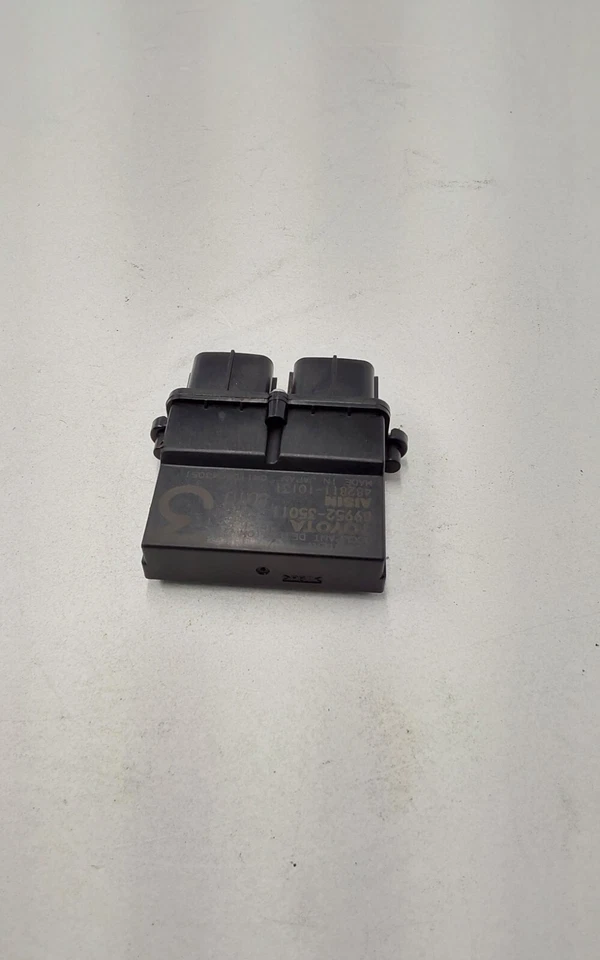 Toyota Prius 2008 módulo de detección de ocupantes de computadora OEM 89952-35011 Foto 4 de 4