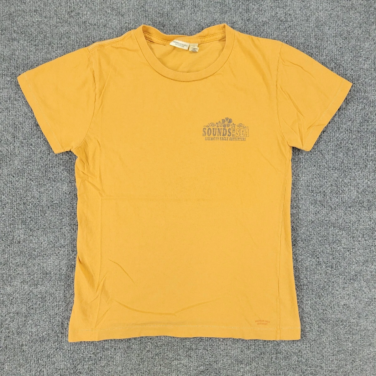 American Eagle Shirt Womens Medium Orange Graphic Tee Short Sleeve Top Spell Out