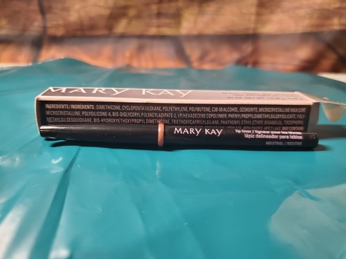 Mary Kay Lip Liner Neutral 014723 - Picture 2 of 3