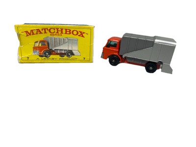 Matchbox Lesney #7 Ford Refuse Truck Vintage Back Lifts Up 1966 Original Box 