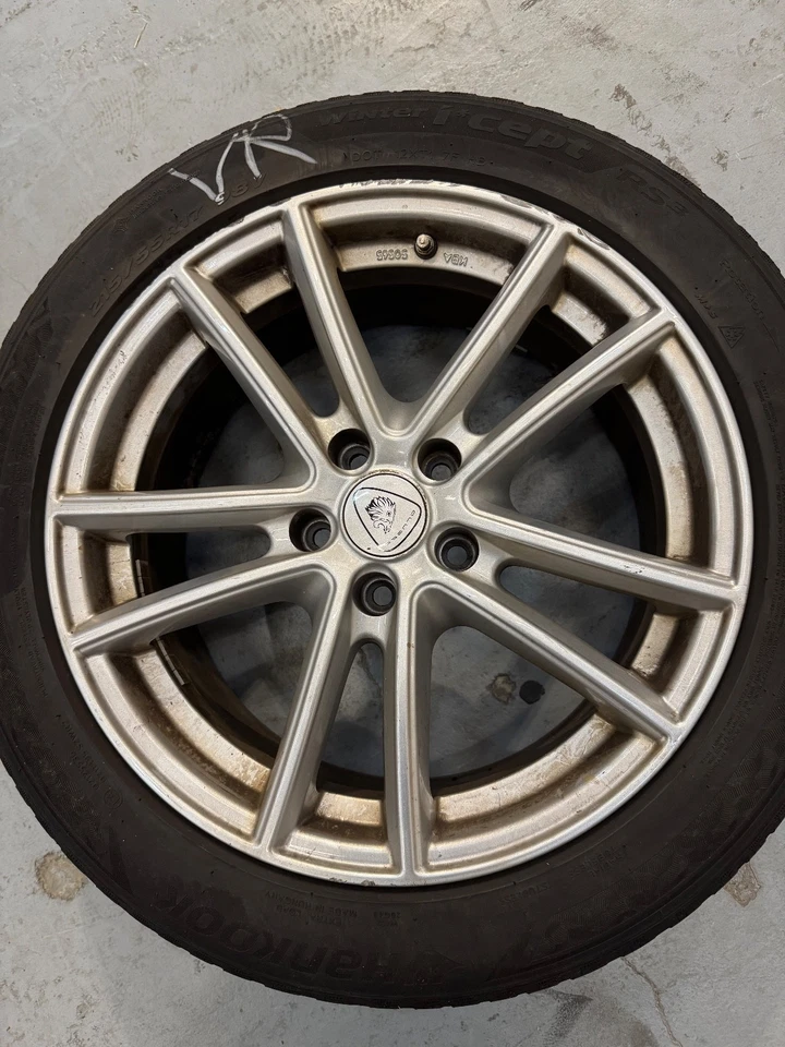 4 Winterreifen 215/55R17 Hankook mit Felgen - Bild 2 von 4