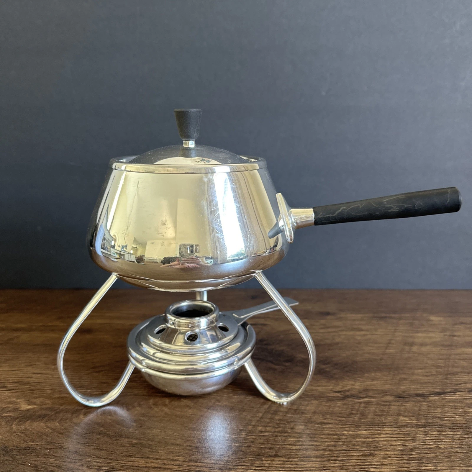 Vtg Mid Century Modern Silver Plated Steel Fondue Pot Warmer Set Hosting Serving
Opens in a new wind