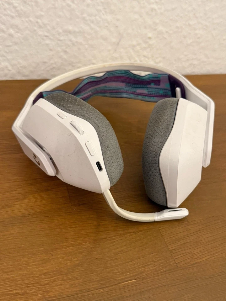 Logitech G733 Lightspeed Wireless Gaming Headset – Weiß - Bild 4 von 4