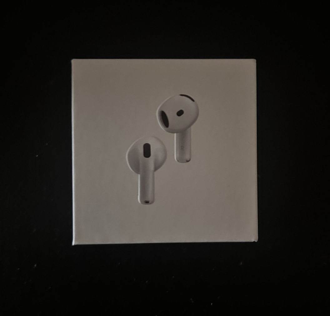 Apple AirPods 4 with Noise-Canceling Earbuds White MXP93LL/A for